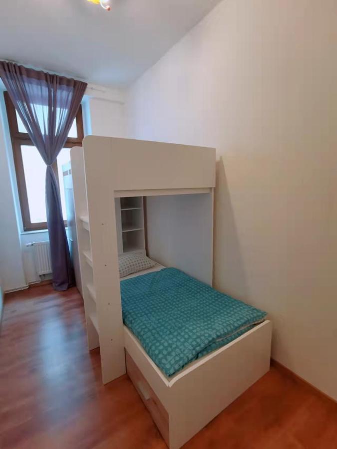 Familienfreundliches Apartment Im Zentrum Fuer Geschaeftsreisen Und Privat Дрезден Экстерьер фото